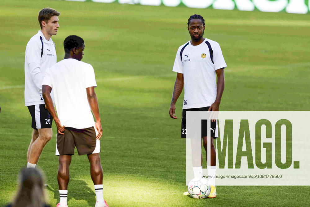 Training session Bodo Glimt Bodo Glimt s Norwegian defender Fredrik Sjovold, Bodo Glimt s Norwegian midfielder Joel Mvuka during training of the UEFA Champions League Bodo Glimt against SSC Napoli at Diego Armando Maradona Stadium on October, 19, 2026 in Naples, _BPH0067