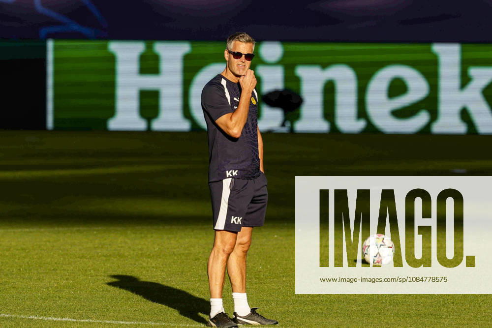 Training session Bodo Glimt Bodo Glimt s Norwegian coach Kjetil Knutsenduring training of the UEFA Champions League Bodo Glimt against SSC Napoli at Diego Armando Maradona Stadium on October, 19, 2026 in Naples, _BPH0237