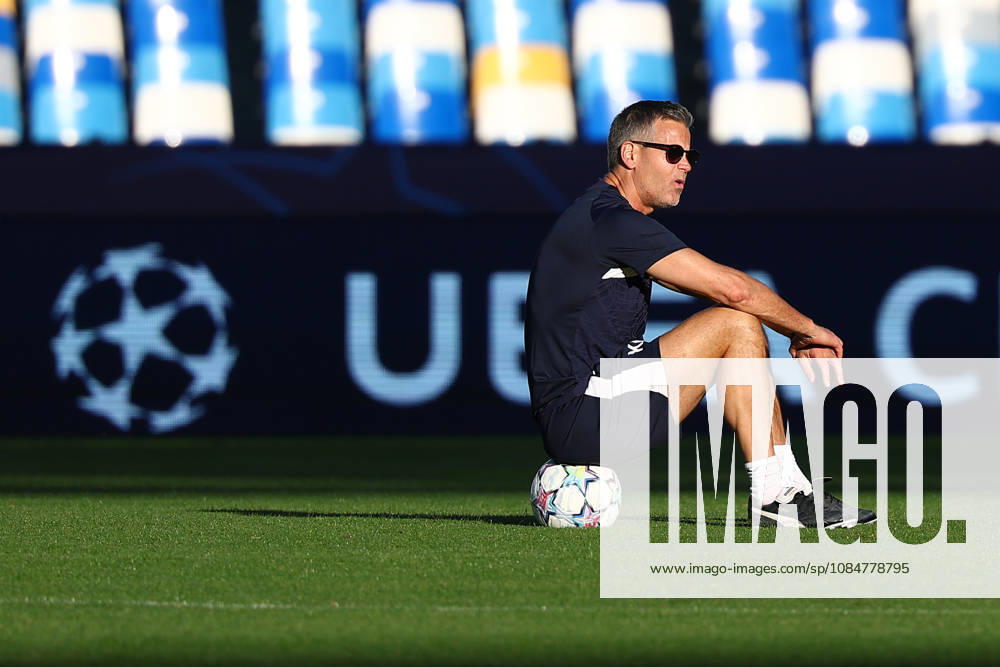 Bodo Glimt s head coach Kjetil Knutsen During the Napoli-Bodo Glimt Champions League , Bodø Glimt training sessionat the Diego Armando Maradona Stadium on October 19, 2026.