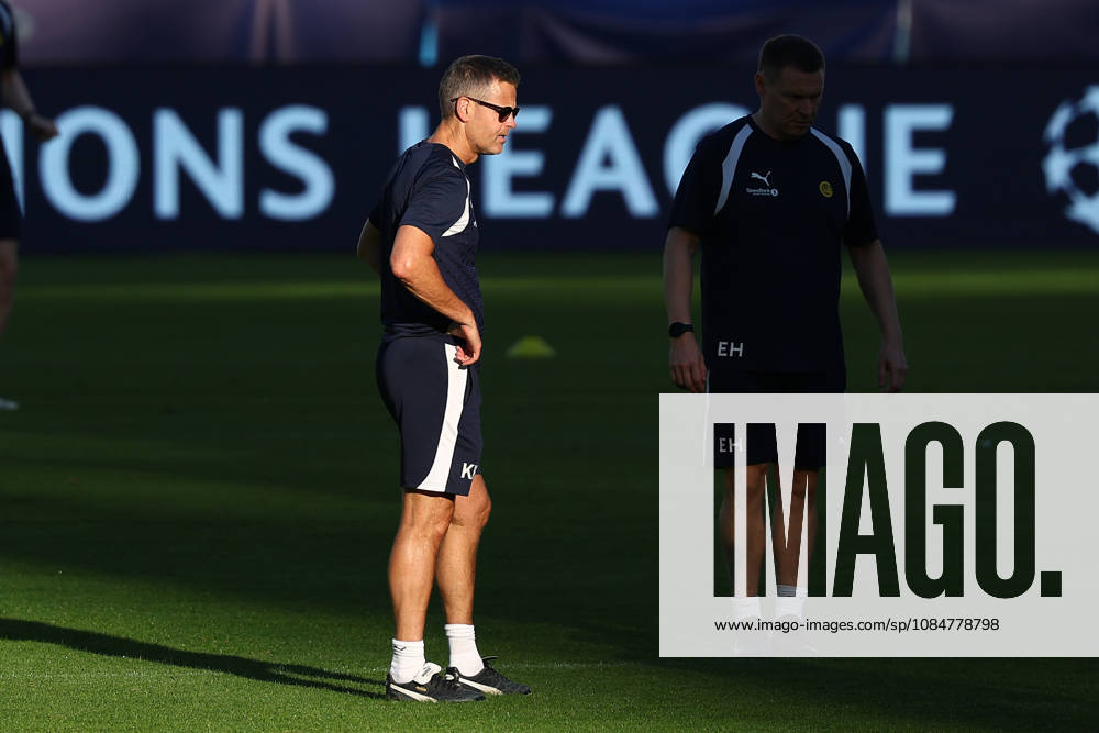 Bodo Glimt s head coach Kjetil Knutsen During the Napoli-Bodo Glimt Champions League , Bodø Glimt training sessionat the Diego Armando Maradona Stadium on October 19, 2026.