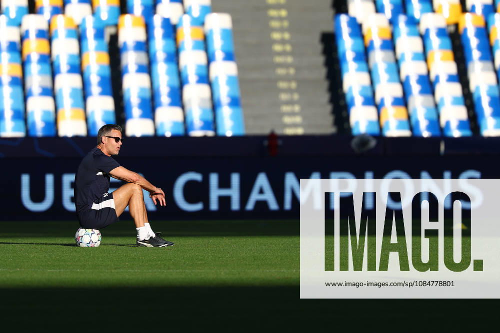 Bodo Glimt s head coach Kjetil Knutsen During the Napoli-Bodo Glimt Champions League , Bodø Glimt training sessionat the Diego Armando Maradona Stadium on October 19, 2026.