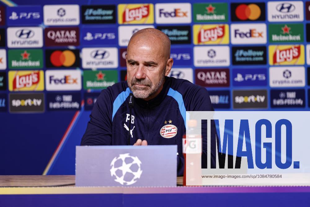 , Estadio do Dragao , season 2026 2027 , UEFA Champions League football , press conference, PK, Pressekonferenz PSV , Picture shows during the press conference during the press conference Press conference and training PSV x208819928x