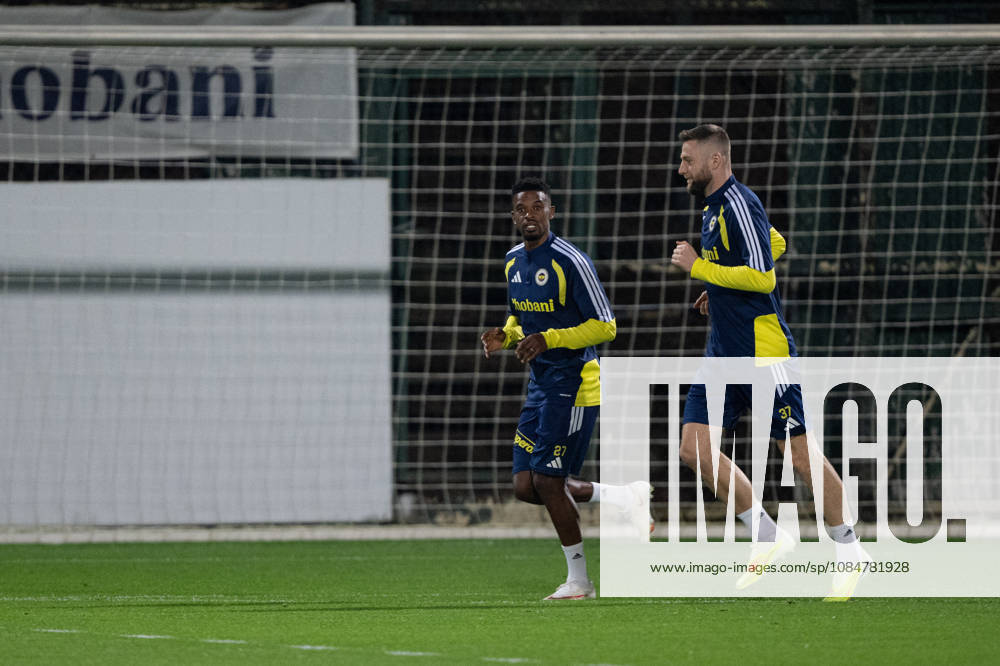 Ahead of Fenerbahce v Slavia Prague - UEFA Champions League ISTANBUL, TURKIYE - OCTOBER 19: Milan Skriniar of Fenerbahce takes part during the training session ahead of their UEFA Champions League match between Fenerbahce and Slavia Prague at Chobani Stadium in Istanbul, Turkiye, on October 19, 2026. Celal Gunes Anadolu Istanbul Turkey. Editorial use only. Please get in touch for any other usage.