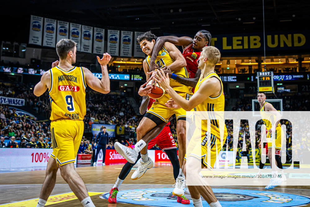 Basketball Berlin 19.10.2026 Saison 2026 2027 Netto BBL Pokal Achtelfinale Alba Berlin - BMA365 Bamberg Baskets Brandon Angel (Alba Berlin, No.21)
