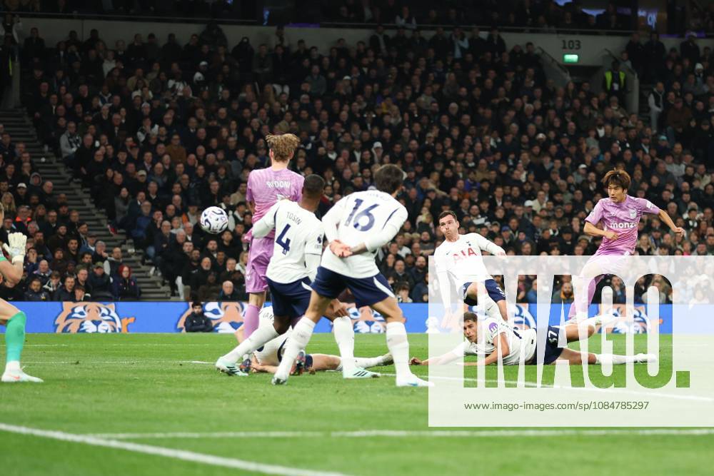 Tatsuhiro Sakamoto of Coventry City shoots. Tottenham Hotspur v Coventry City, Premier League, Football, Tottenham Hotspur Stadium, London, UK - 19 Oct 2026London Tottenham Hotspur Stadium United Kingdom