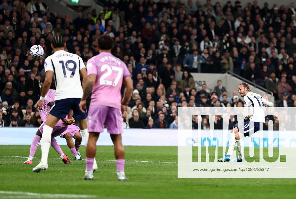 London, England, 19th October 2026. James Maddison of Tottenham (r) scoring the first goalduring the Tottenham Hotspur vs Coventry City Premier League match at the Tottenham Hotspur Stadium, London. Picture credit should read: David Klein Sportimage . SPI_024_DK_Spurs_Cov SPI-5085-0026
