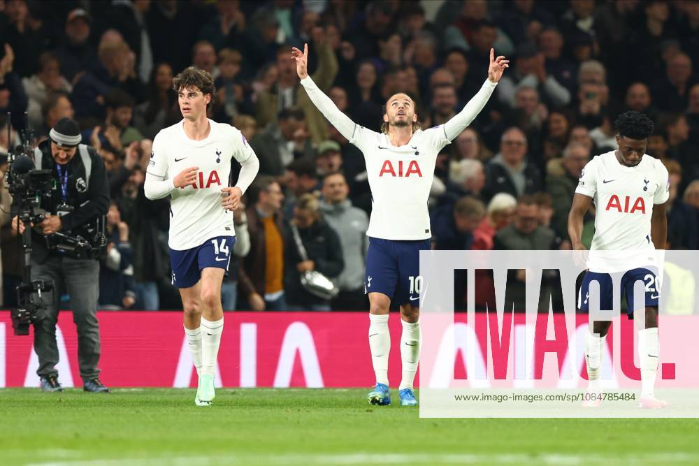 James Maddison of Tottenham Hotspur celebrates scoring a goal to make the score 1-0. Tottenham Hotspur v Coventry City, Premier League, Football, Tottenham Hotspur Stadium, London, UK - 19 Oct 2026London Tottenham Hotspur Stadium United Kingdom