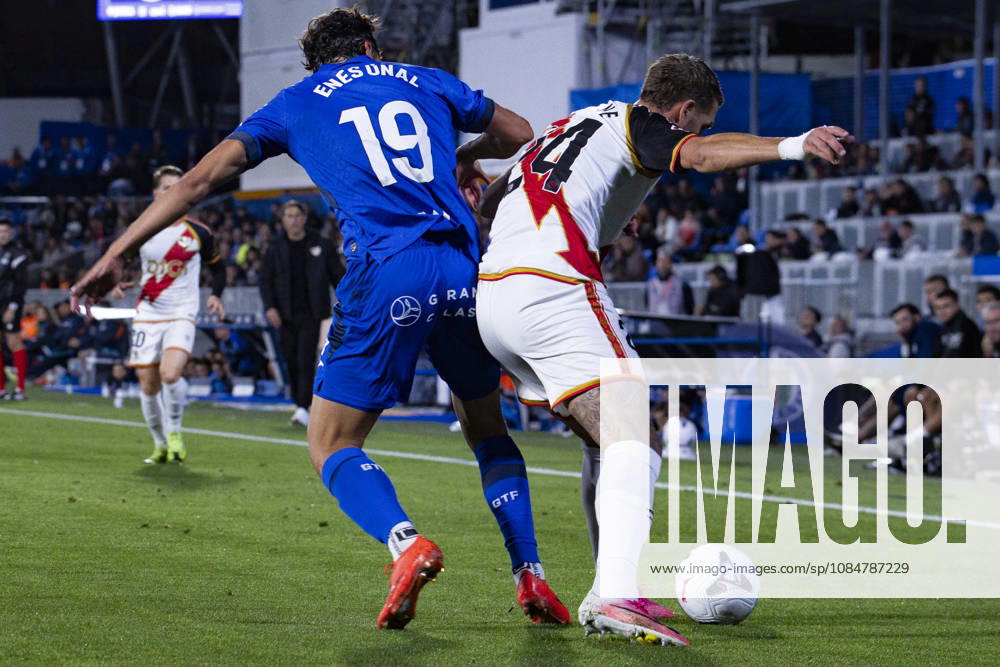 Getafe CF v Rayo Vallecano - La Liga EA Sports 2026 27 October 19, 2026, Estadio El Coliseum, Getafe, Madrid, Spain: Florian Lejeune of Rayo Vallecano is defended by Enes Unal of Getafe during La Liga EA Sports match between Getafe and Rayo Vallecano at Estadio El Coliseum on October 19, 2026 in Madrid, Spain. Getafe Estadio Coliseum Madrid Spain