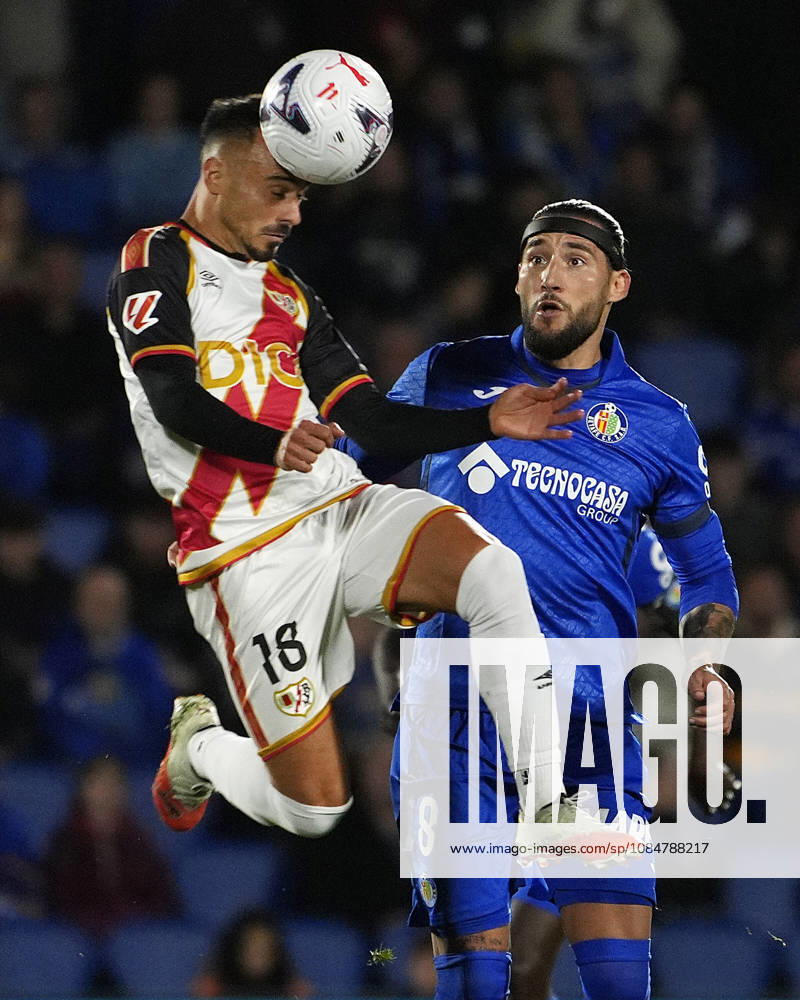GETAFE CF v RAYO VALLECANO. LA LIGA 2026 2027. ROUND 9.. Getafe CF s Nemanja Gudelj (r) and Rayo Vallecano s Alvaro Garcia during La Liga match. October19, 2026. (ALTERPHOTOS Acero) GetafeSpain