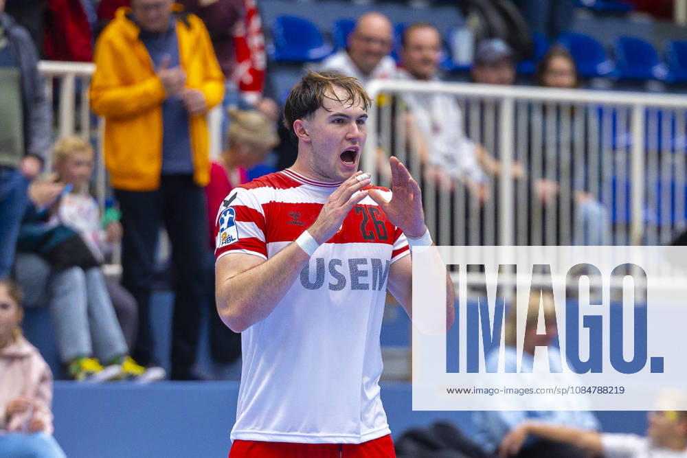 8. Spieltag der 2. Handball-Bundesliga, TuSEM Essen - TV Emsdetten. Tom Wolf (TuSEM Essen) jubelt. Essen Am Hallo NRW Deutschland xRHR-FOTO DEx