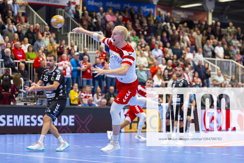 8. Spieltag der 2. Handball-Bundesliga, TuSEM Essen - TV Emsdetten. Oskar Kostuj (TuSEM Essen). Essen Am Hallo NRW Deutschland xRHR-FOTO DEx