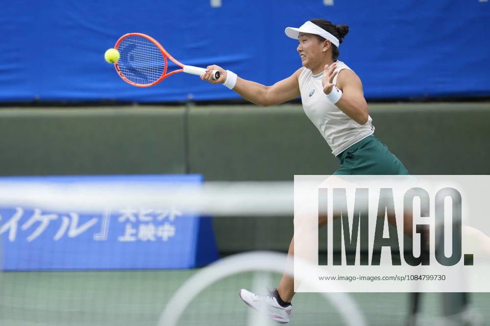 WTA, Tennis Damen Kinoshita Group Japan Open - Day 2 Claire Liu of the United States competes in her round of 32 singles match against Magda Linette of Poland at the 2026 Kinoshita Group Japan Open Women s tennis tournament at Utsubo Tennis Center in Osaka, Japan, on October 20, 2026. Osaka Japan