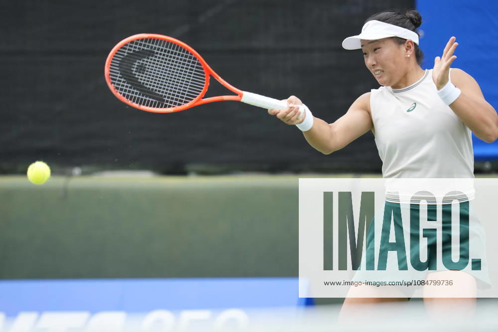 WTA, Tennis Damen Kinoshita Group Japan Open - Day 2 Claire Liu of the United States competes in her round of 32 singles match against Magda Linette of Poland at the 2026 Kinoshita Group Japan Open Women s tennis tournament at Utsubo Tennis Center in Osaka, Japan, on October 20, 2026. Osaka Japan