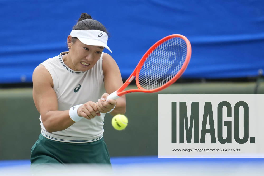 WTA, Tennis Damen Kinoshita Group Japan Open - Day 2 Claire Liu of the United States plays her round of 32 singles match against Magda Linette of Poland at the 2026 Kinoshita Group Japan Open Women s tennis tournament at Utsubo Tennis Center in Osaka, Japan, on October 20, 2026. Osaka Japan