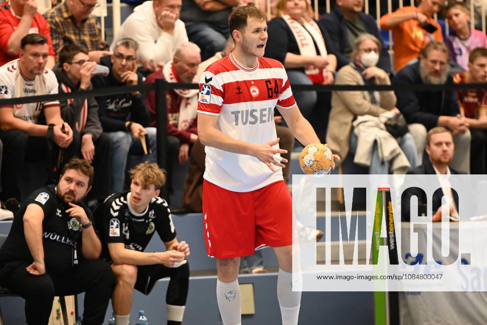 Maxmilian Hejny TuSEM Essen - TV Emsdetten 19.10.2026 Maxmilian Hejny (TuSEM Essen), 2. Handball Bundesliga TuSEM Essen - TV Emsdetten am 19. Oktober 2026 in der Sporthalle am Hallo, Essen. Endstand: 32:25 vor 2.132 Zuschauer.