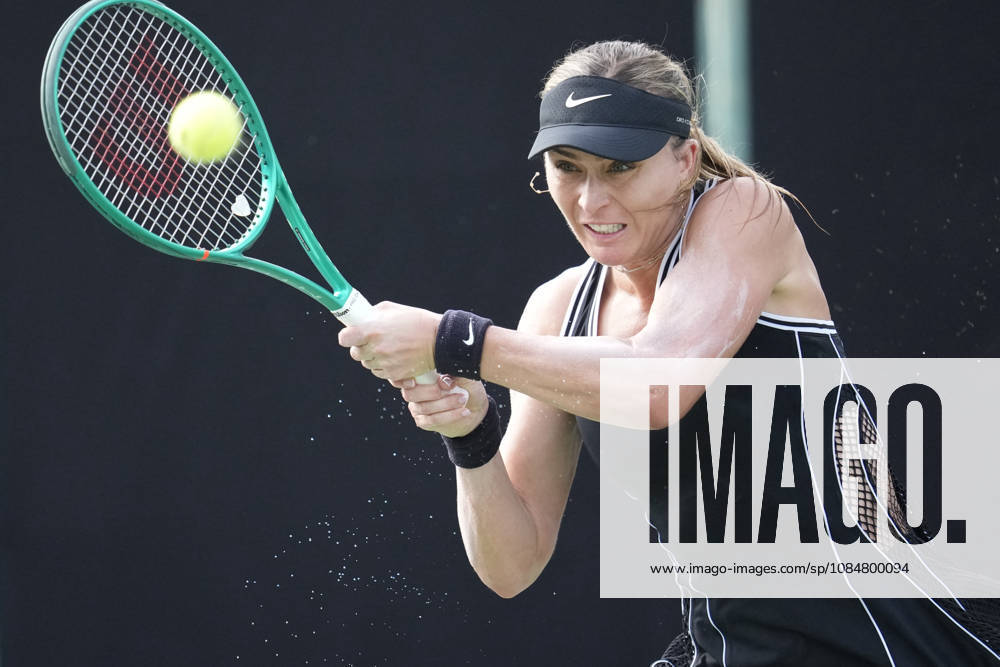 WTA, Tennis Damen Kinoshita Group Japan Open - Day 2 Paula Badosa of Spain competes in her round of 32 singles match against Antonia Ruzic of Croatia at the 2026 Kinoshita Group Japan Open Women s tennis tournament at Utsubo Tennis Center in Osaka, Japan, on October 20, 2026. Osaka Japan