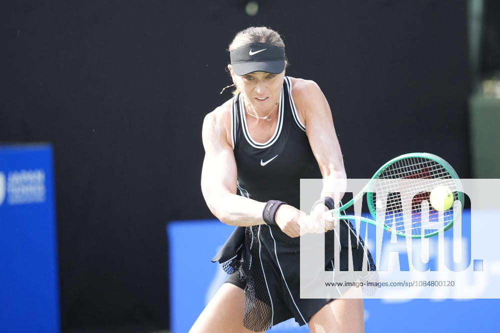 WTA, Tennis Damen Kinoshita Group Japan Open - Day 2 Paula Badosa of Spain competes in her round of 32 singles match against Antonia Ruzic of Croatia at the 2026 Kinoshita Group Japan Open Women s tennis tournament at Utsubo Tennis Center in Osaka, Japan, on October 20, 2026. Osaka Japan