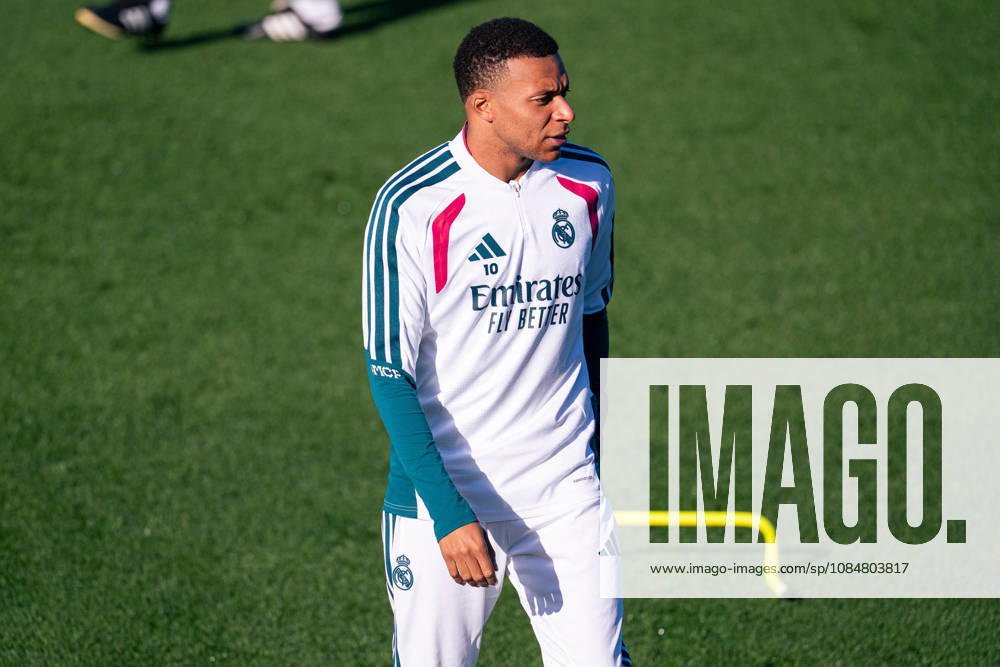 SOCCER - UEFA Champions League - Real Madrid - press conference, PK, Pressekonferenz Photo by IPA ABACAPRESS.COM89945055 - MADRID, SPAIN - OCTOBER 20: Kylian Mbappé of Real Madrid CF during training on the day before Matchday 3 of the 2026 27 UEFA Champions League group stage at Ciudad Real Madrid on October 20, 2026, in Madrid, Spain. during the Real Madrid press conference following the UEFA Champions League soccer match in Madrid, Spain, on October 20, 2026 Madrid Spain