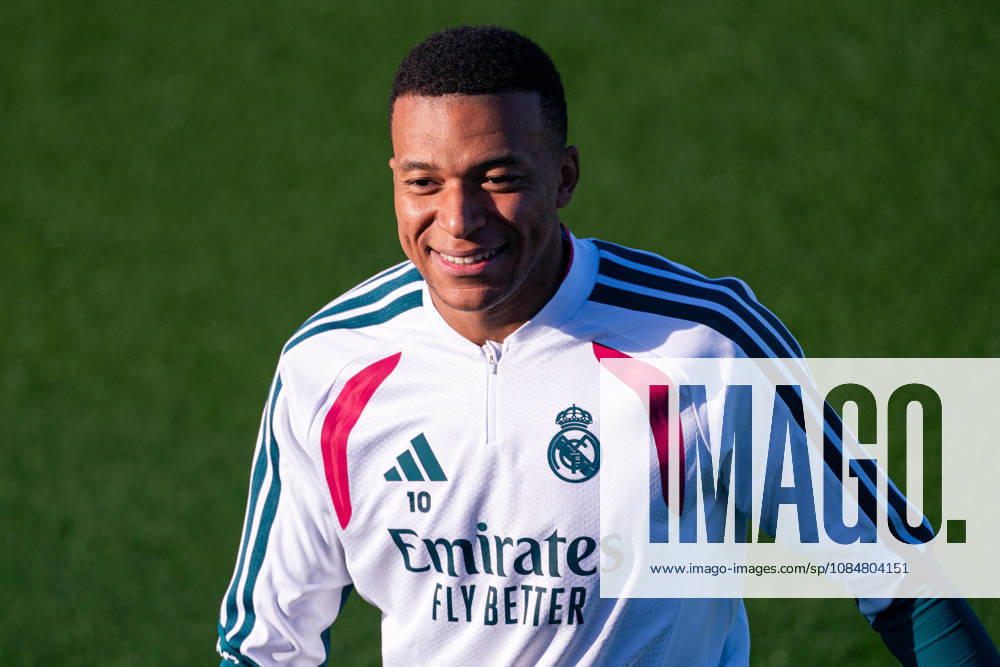 SOCCER - UEFA Champions League - Real Madrid - press conference, PK, Pressekonferenz Photo by IPA ABACAPRESS.COM89945299 - MADRID, SPAIN - OCTOBER 20: Kylian Mbappé of Real Madrid CF during training on the day before Matchday 3 of the 2026 27 UEFA Champions League group stage at Ciudad Real Madrid on October 20, 2026, in Madrid, Spain. during the Real Madrid press conference following the UEFA Champions League soccer match in Madrid, Spain, on October 20, 2026 Madrid Spain