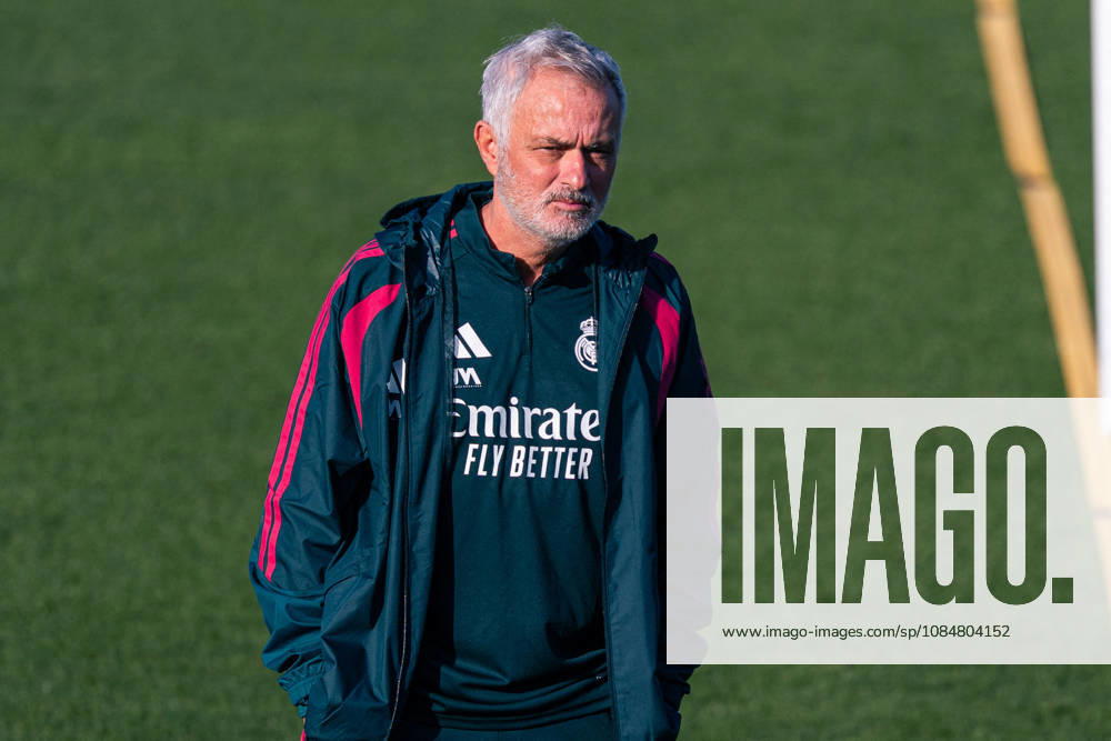 SOCCER - UEFA Champions League - Real Madrid - press conference, PK, Pressekonferenz Photo by IPA ABACAPRESS.COM89945298 - MADRID, SPAIN - OCTOBER 20: Jose Mourinho, head coach of Real Madrid CF, during training the day before Matchday 3 of the 2026 27 UEFA Champions League group stage at Ciudad Real Madrid on October 20, 2026, in Madrid, Spain. during the Real Madrid press conference following the UEFA Champions League soccer match in Madrid, Spain, on October 20, 2026 Madrid Spain