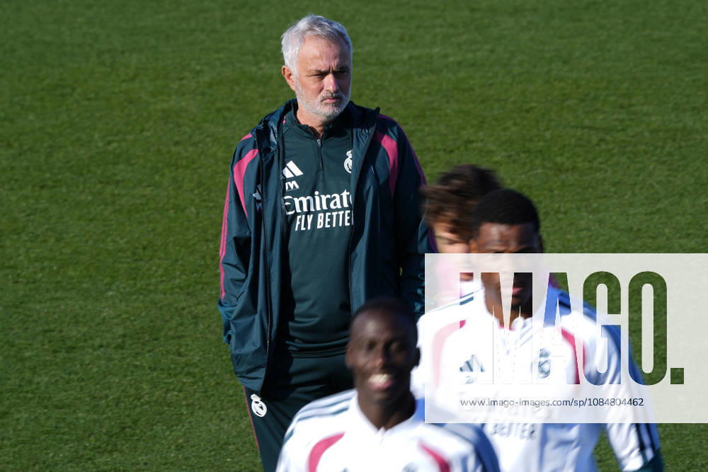 REAL MADRID CF v RB LEIPZIG. CHAMPIONS LEAGUE 2026 2027. ROUND 3. Real Madrid CF s coach Jose Mourinho during training session prior to the Champions League round 3 match against RB Leipzig. October 20 2026. (ALTERPHOTOS Acero) MadridSpain