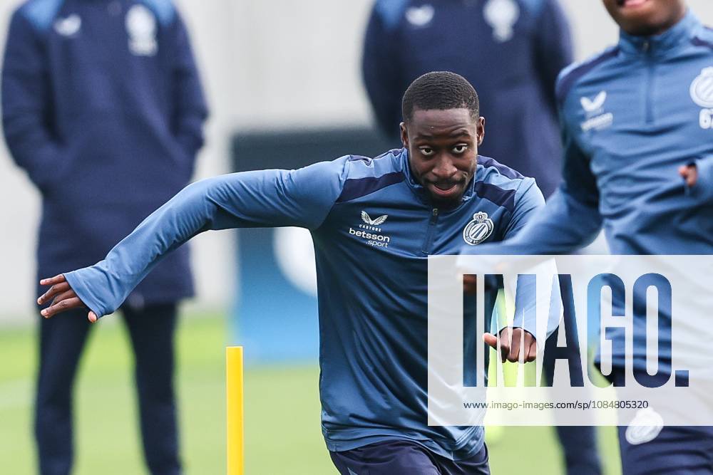 Club s Carlos Forbs is pictured in action during a training session of Belgian soccer team Club Brugge KV, Tuesday 20 October 2026 in Knokke-Heist. Club is preparing for the third game in the UEFA Champions League league phase against French team Racing Club de Lens tomorrow. BRUNOxFAHY x190374305x