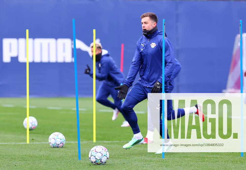 RB Leipzig - Training Champions League Leipzig, 20.10.2026, RB Akademie, UEFA Champions League , RB Leipzig - Abschlusstraining am Vortag von Real Madrid v. RBLeipzig , Im Bild: Christoph Baumgartner (14, RB Leipzig) ,