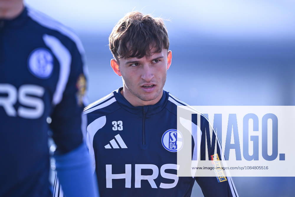 Fussball, Saison 2026 2027, Bundesliga, Training des FC Schalke 04, Vitalie Becker (FC Schalke 04) xRHR-FOTO YYx
