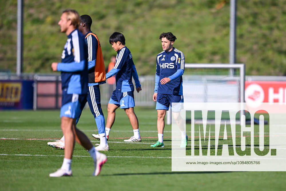 Fussball, Saison 2026 2027, Bundesliga, Training des FC Schalke 04, Soufiane El-Faouzi (FC Schalke 04) xRHR-FOTO YYx