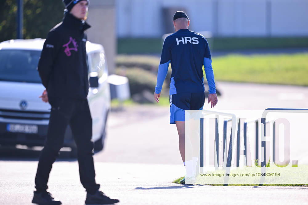 Fussball, Saison 2026 2027, Bundesliga, Training des FC Schalke 04, Edin Džeko Dzeko (FC Schalke 04) xRHR-FOTO YYx