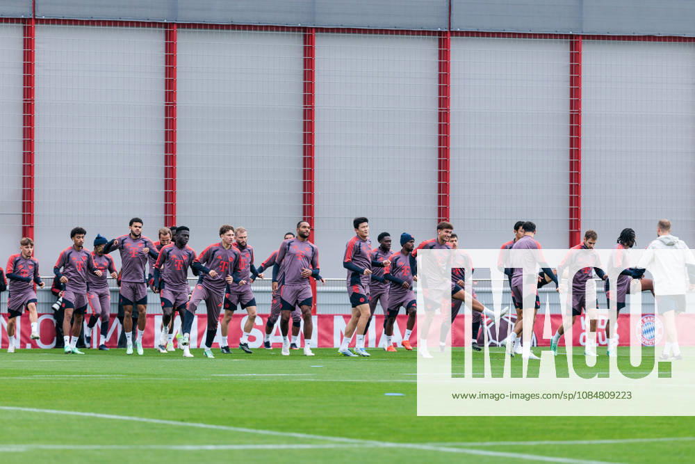 Players of FC Bayern Muenchen warming up during the training session before the UEFA Champions League match between FC Bayern Muenchen vs. Arsenal FC at Trainingsgelaende an der Saebener Str on October 20, 2026 in Munich, Germany. Bavaria Germany