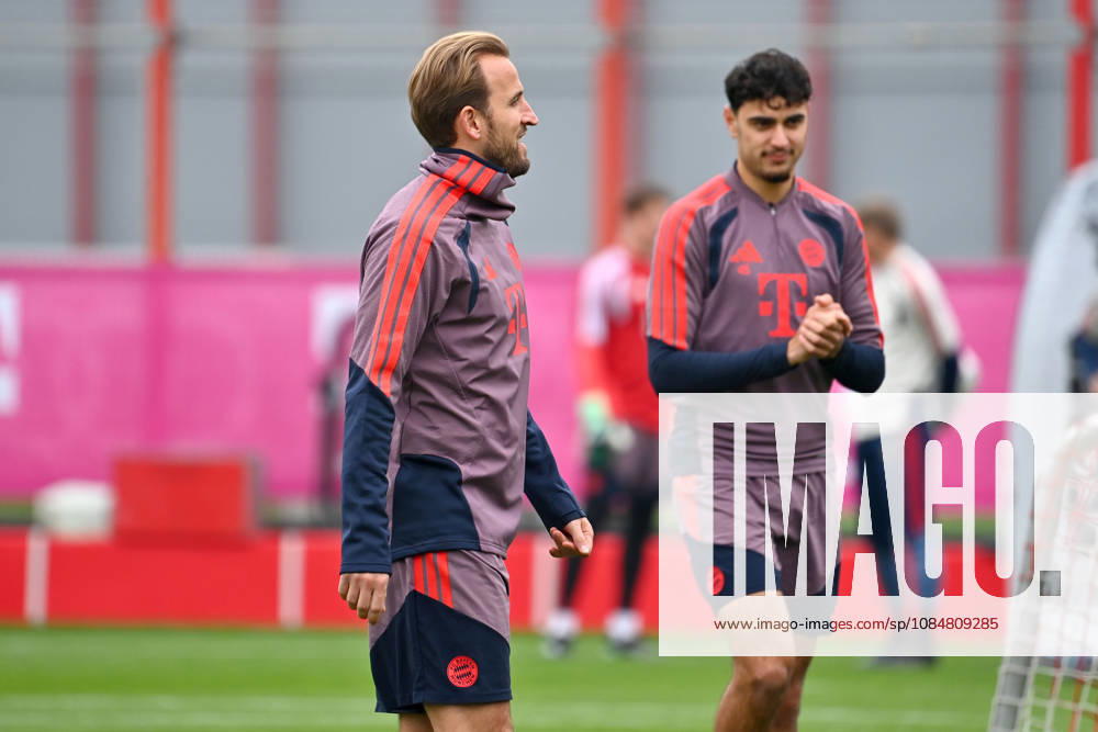 Harry KANE (Bayern Muenchen), re:Aleksandar PAVLOVIC (Bayern Muenchen). Fussball Champions League,Saison 2026 27, Ligaphase ABSCHLUSSTRAINING am 20.10.2026 FC Bayern Muenchen - FC Arsenal