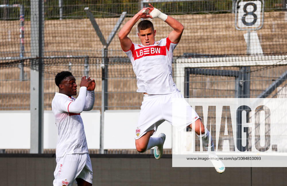 Stuttgart, Fußball U19 Champions League, Saison 2026 2027, U19 YouthLeague VfB Stuttgart vs. Atletico Madrid, Jubel nach dem 1:1 Tor, Torschütze Enis Redzepi (VfB)