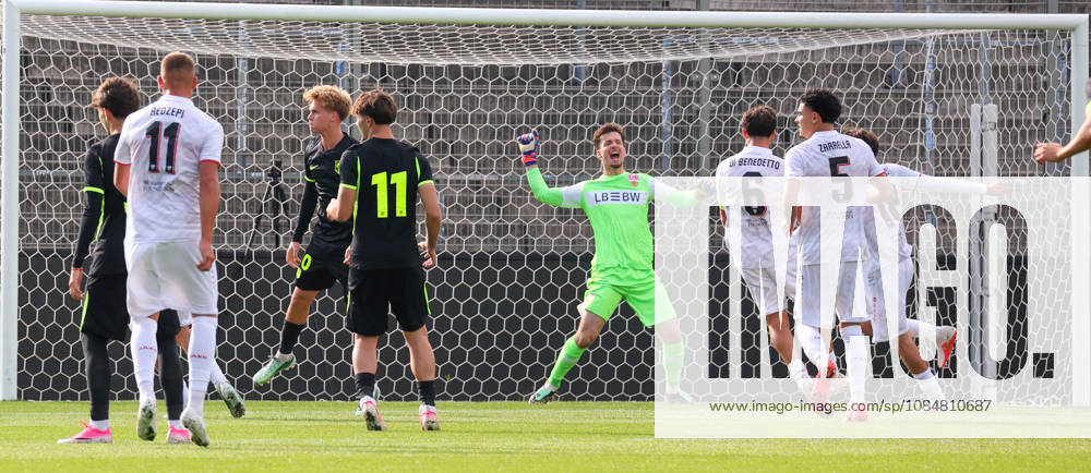 Stuttgart, Fußball U19 Champions League, Saison 2026 2027, U19 YouthLeague VfB Stuttgart vs. Atletico Madrid, Tom Walz (VfB) jubelt, Jubel