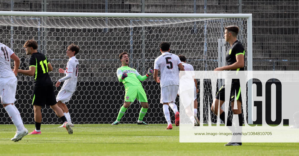 U19 VfB Stuttgart - U19 Atletico Madrid Deutschland, Stuttgart, 20.10.2026, Fussball, UEFA Youth League, Saison 2026 2027, U19 VfB Stuttgart - U19 Atletico Madrid: Tom Walz (U19 VfB Stuttgart).