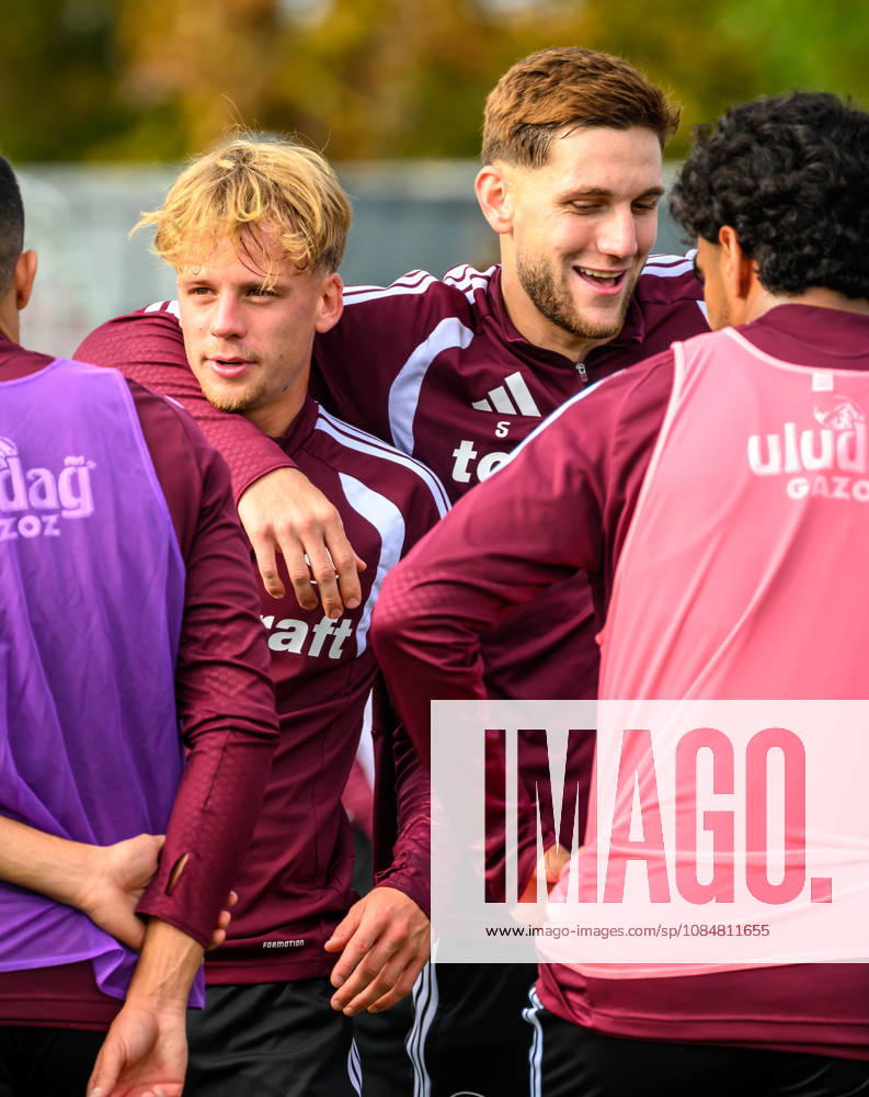 Fussball - 2. Fussball - Bundesliga - Saison 2026 2027 - 1. FC Nürnberg Nuernberg FCN ( Club ) - Training - Sportfoto Zink - - Tim Janisch (32, 1. FC Nürnberg FCN ) Styopa Mkrtchyan (5, 1. FC Nürnberg FCN )