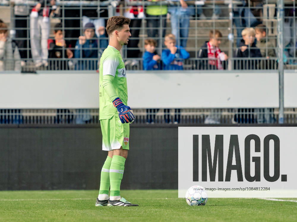 Torwart Tom Walz (VfB Stuttgart, 01) GER, Fussball, VfB Stuttgart vs. Atletico Madrid, UEFA Youth League, 3. Spieltag, Stuttgart, Saison 2026 2027, 20.10.2026 GER, Fussball, VfB Stuttgart vs. Atletico Madrid, UEFA Youth League, 3. Spieltag, Stuttgart, Saison 2026 2027, 20.10.2026 Stuttgart