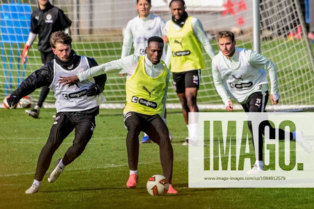 Connor Metcalfe Abdoulie Ceesay Lars Ritzka ( Pauli ) Deutschland , Hamburg , Trainingsgelände an der Kollaustrasse , Fussball , 2. Bundesliga , FC St Pauli