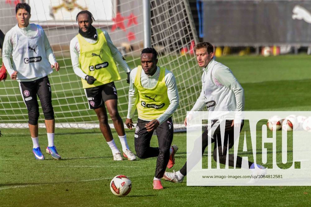Abdoulie Ceesay Lars Ritzka ( Pauli ) Deutschland , Hamburg , Trainingsgelände an der Kollaustrasse , Fussball , 2. Bundesliga , FC St Pauli