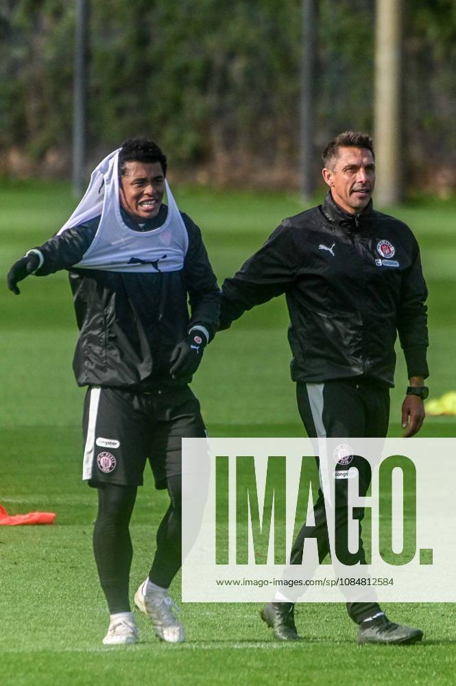 Joel Chima Fujita Trainer Marcel Rapp ( Pauli ) Deutschland , Hamburg , Trainingsgelände an der Kollaustrasse , Fussball , 2. Bundesliga , FC St Pauli
