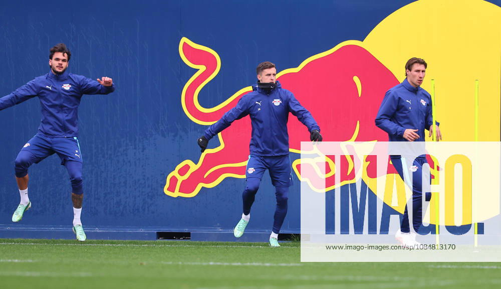 RB Leipzig - Training Champions League Leipzig, 20.10.2026, RB Akademie, UEFA Champions League , RB Leipzig - Abschlusstraining am Vortag von Real Madrid v. RBLeipzig , Im Bild v.l.: Max Finkgräfe Finkgraefe, Christoph Baumgartner und Willi Orban (alle RB Leipzig) ,