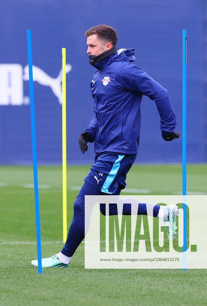 RB Leipzig - Training Champions League Leipzig, 20.10.2026, RB Akademie, UEFA Champions League , RB Leipzig - Abschlusstraining am Vortag von Real Madrid v. RBLeipzig , Im Bild: Christoph Baumgartner (14, RB Leipzig) ,