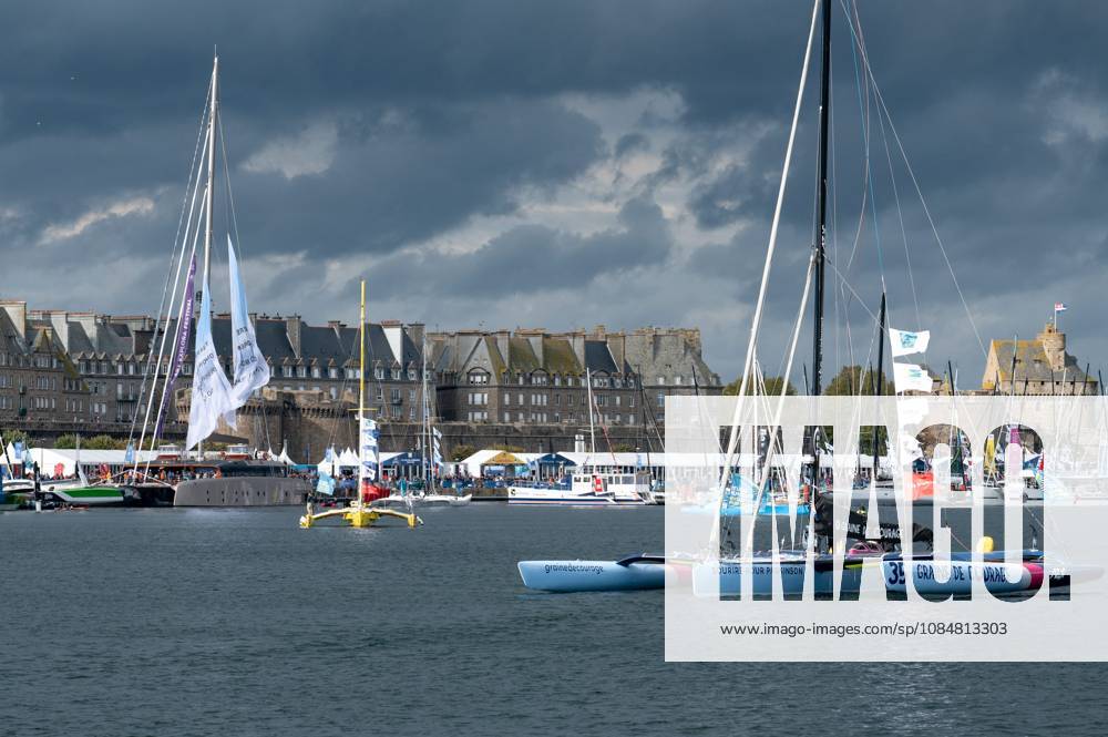 ROUTE DU RHUM PHOTOPQR OUEST FRANCE ELSA RANCEL OUEST-FRANCE ; SAINT-MALO ; 20 10 2026 ; ROUTE DU RHUM Ouverture du village de la Route du Rhum, à Saint-Malo (Ille-et-Vilaine), le 20 octobre 2026. 1,2 million de visiteurs sont attendus pour cette édition. Dans quelques jours, 118 skippers en solitaire sur leurs bateaux prendront le départ de la 13ème édition La Route du Rhum Destination Guadeloupe dont le départ sera donné au large de Saint-Malo le dimanche 1er novembre 2026 à 13h02. Photo : ELSA RANCEL OUEST-FRANCE SAINT-MALO; 20 10 2026 opening of the Route du Rhum race village. SAINT-MALO France