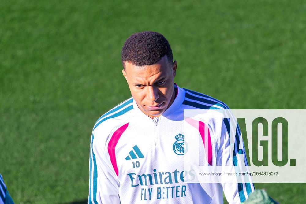 Fussball : Abschlusstraining, Real Madrid, 20.10.2026, Ciudad Real Madrid (Madrid) : Kylian Mbappe (Real Madrid, 10) Portraitfoto, Portrait, Einzelaufnahme, Porträt