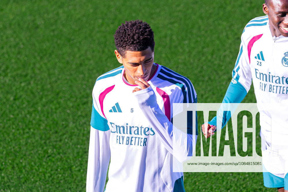 Fussball : Abschlusstraining, Real Madrid, 20.10.2026, Ciudad Real Madrid (Madrid) : Jude Bellingham (Real Madrid, 5) Geste, Gestik