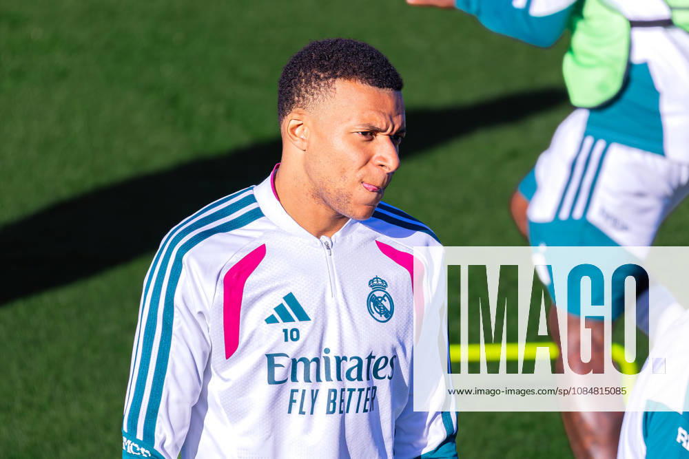 Fussball : Abschlusstraining, Real Madrid, 20.10.2026, Ciudad Real Madrid (Madrid) : Kylian Mbappe (Real Madrid, 10) Portraitfoto, Portrait, Einzelaufnahme, Porträt