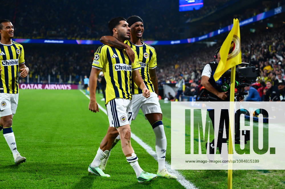 Fenerbahce v Slavia Praha - UEFA Champions League ISTANBUL, TURKIYE - OCTOBER 20: Oguz Aydin (70) of Fenerbahce celebrates with his teammates after scoring a goal during the UEFA Champions League Week 3 match between Fenerbahce and Slavia Praha at Chobani Stadium, on October 20, 2026 in Istanbul, Turkiye. Arif Hudaverdi Yaman Anadolu Istanbul Turkey. Editorial use only. Please get in touch for any other usage.