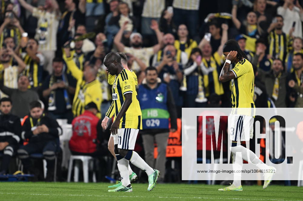 Fenerbahce v Slavia Praha - UEFA Champions League ISTANBUL, TURKIYE - OCTOBER 20: Mason Greenwood (11) of Fenerbahce celebrates after scoring a goal during the UEFA Champions League Week 3 match between Fenerbahce and Slavia Praha at Chobani Stadium, on October 20, 2026 in Istanbul, Turkiye. Oguz Yeter Anadolu Istanbul Turkey. Editorial use only. Please get in touch for any other usage.