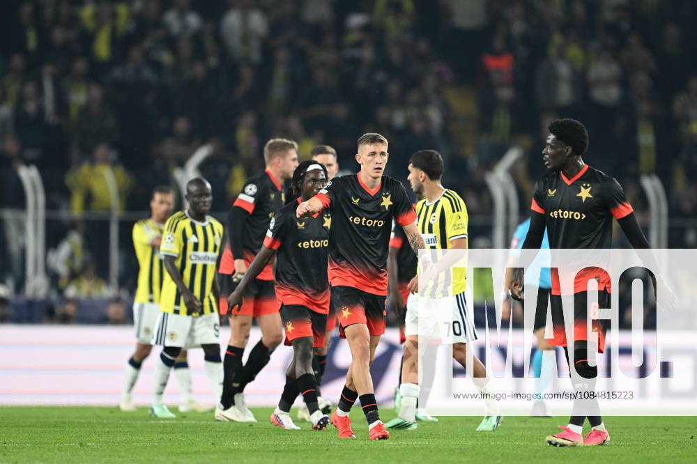 Fenerbahce v Slavia Praha - UEFA Champions League ISTANBUL, TURKIYE - OCTOBER 20: Lukas Provod of Slavia Praha celebrates after scoring a goal during the UEFA Champions League Week 3 match between Fenerbahce and Slavia Praha at Chobani Stadium, on October 20, 2026 in Istanbul, Turkiye. Oguz Yeter Anadolu Istanbul Turkey. Editorial use only. Please get in touch for any other usage.