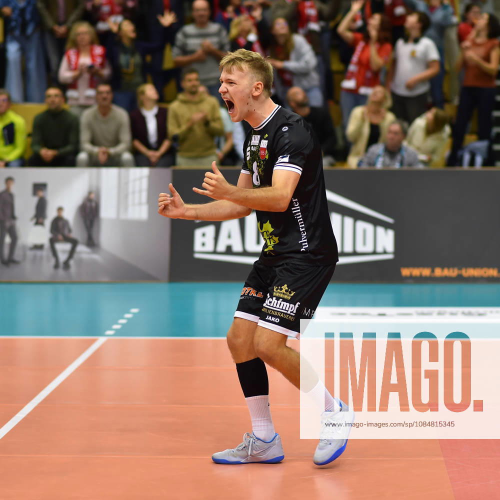 Mika Vicent Ahmann (TV Rottenburg, 18) TV Rottenburg vs. SWD powervolleys Dueren, Volleyball, 1. Bundesliga Maenner, 1. Spieltag, Spiel 1006, Spielzeit 2026 2027, 20.10.2026, TV Rottenburg vs. SWD powervolleys Dueren, Volleyball, 1. Bundesliga Maenner, 1. Spieltag, Spiel 1006, Spielzeit 2026 2027, 20.10.2026 Rottenburg